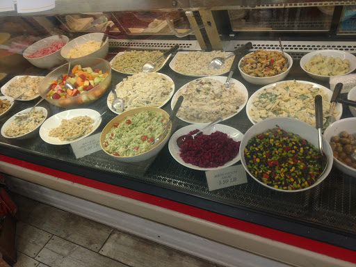 Grocery Store «Redwood Valley Market», reviews and photos, 999 E School Way, Redwood Valley, CA 95470, USA