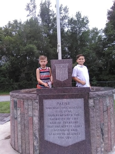 Memorial Park «Grace Memorial Gardens & Funeral Home», reviews and photos, 16931 US-19, Hudson, FL 34667, USA