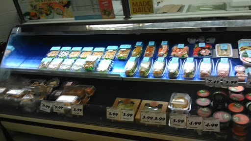 Grocery Store «Rouses Market», reviews and photos, 1345 E Pass Rd, Gulfport, MS 39507, USA