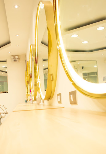 Sin Limites Salón - La Molina - Spa