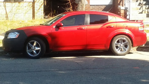 Tire Shop «Discount Tire Store - Center Line, MI», reviews and photos, 26805 Van Dyke, Center Line, MI 48015, USA