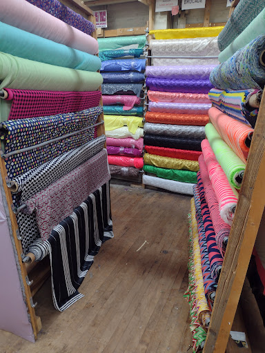 Fabric Store «Textile Discount Outlet», reviews and photos, 2121 W 21st St, Chicago, IL 60608, USA