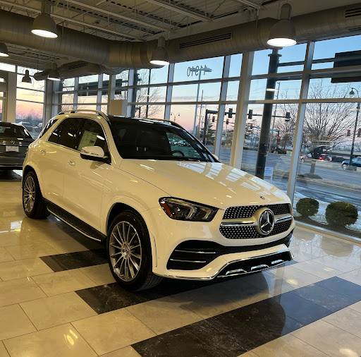 Mercedes Benz Dealer «Plaza Mercedes-Benz», reviews and photos, 11910 Olive Blvd, Creve Coeur, MO 63141, USA