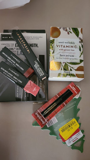 Department Store «T.J. Maxx», reviews and photos, 1300 Shingle Creek Xing, Brooklyn Center, MN 55430, USA