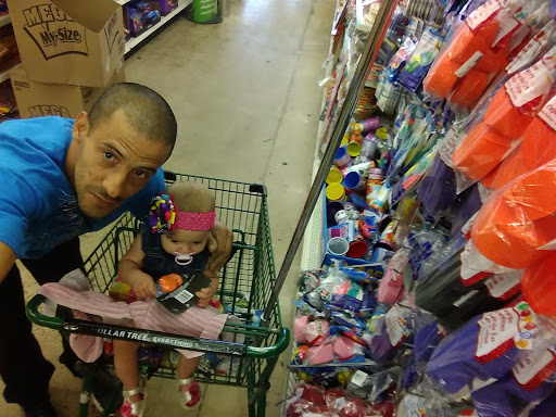 Dollar Store «Dollar Tree», reviews and photos, 32 Frontage Rd, East Haven, CT 06512, USA