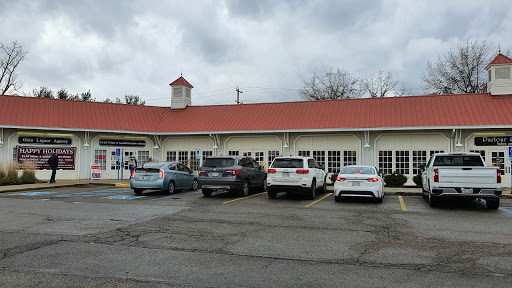 Liquor Store «1837 Wine & Spirits Emporium», reviews and photos, 1383 E Johnstown Rd, Columbus, OH 43230, USA