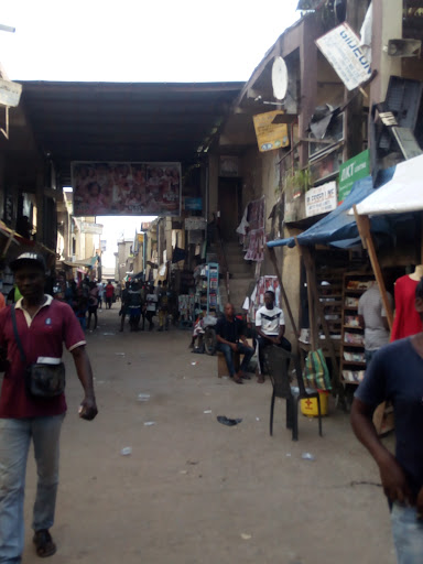 Electronics Market, Old Onitsha-Enugu Rd, Niger Bridge Head, Onitsha, Nigeria, Market, state Anambra