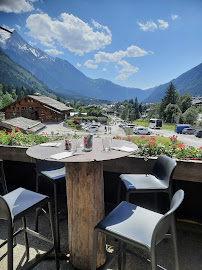 Atmosphère du Bar Restaurant Les Planards à Chamonix-Mont-Blanc - n°1