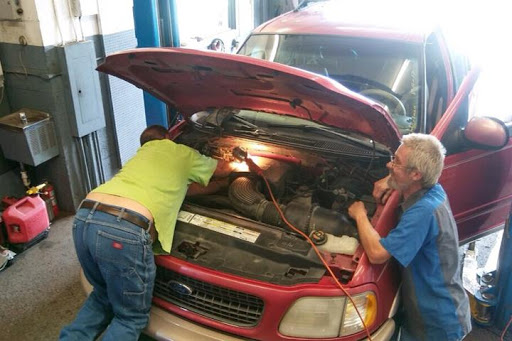 Muffler Shop «Muncle Muffler Brake & Auto, Inc.», reviews and photos, 2501 Dr M.L.K. Jr Blvd, Muncie, IN 47303, USA