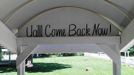 Performing Arts Theater «Pine Knob Theatre», reviews and photos, 2250 Pine Knob Rd, Caneyville, KY 42721, USA