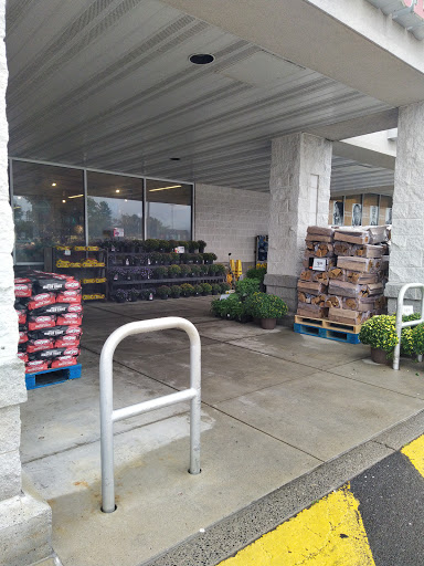 Grocery Store «Giant Food Stores», reviews and photos, 830 N U.S. 15, Dillsburg, PA 17019, USA