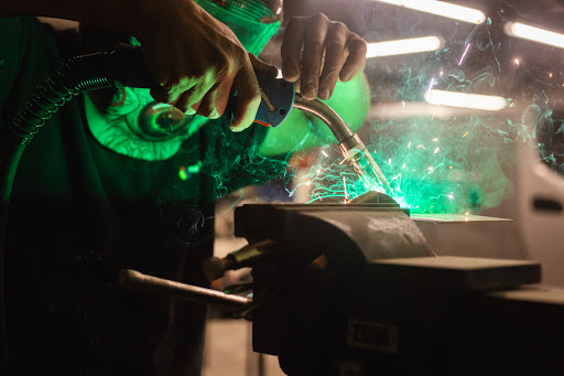 Auto Body Shop «Midwest Auto Body Shop», reviews and photos, 3405 W Lake St, Melrose Park, IL 60160, USA