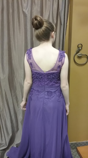 Bridal Shop «Encore Consignment & Bridal Boutique», reviews and photos, 311 N Riverfront Dr, Mankato, MN 56001, USA