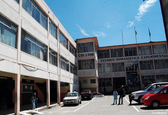 Colegio Técnico Humanístico Experimental "Quito"