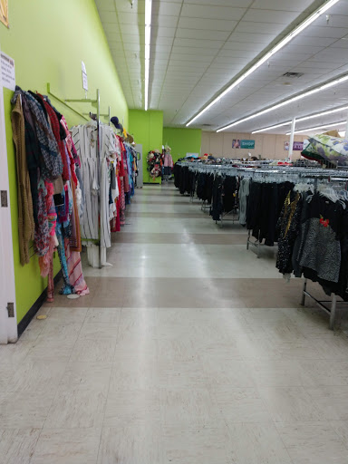 Thrift Store «Goodwill Store and Donation Center», reviews and photos, 6929 J.F.K. Blvd # 112, North Little Rock, AR 72116, USA