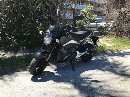 Scooter Rental Service «Hot Scooter Rental & Bicycles», reviews and photos, 2910 E Sunrise Blvd, Fort Lauderdale, FL 33304, USA