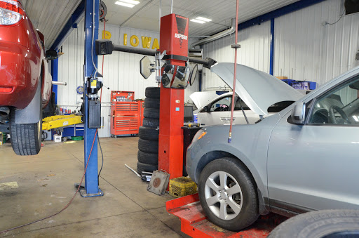 Mechanic «Albert Auto Service - South», reviews and photos, 3645 J St SW, Cedar Rapids, IA 52404, USA