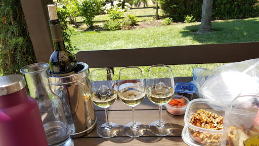 Winery «Dutcher Crossing Winery», reviews and photos, 8533 Dry Creek Rd, Geyserville, CA 95441, USA