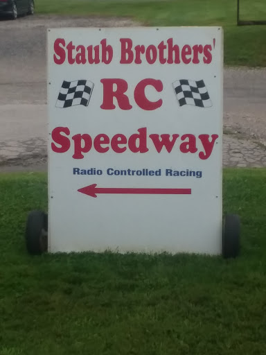 Used Car Dealer «Staub Bros Used Auto Parts», reviews and photos, 25 Locust St, Gettysburg, PA 17325, USA