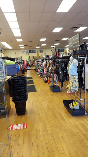 Used Clothing Store «Clothes Mentor», reviews and photos, 8929 W Colonial Dr, Ocoee, FL 34761, USA