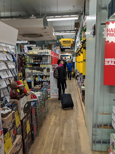Reviews of Robert Dyas St Martin's Lane in London - Appliance store
