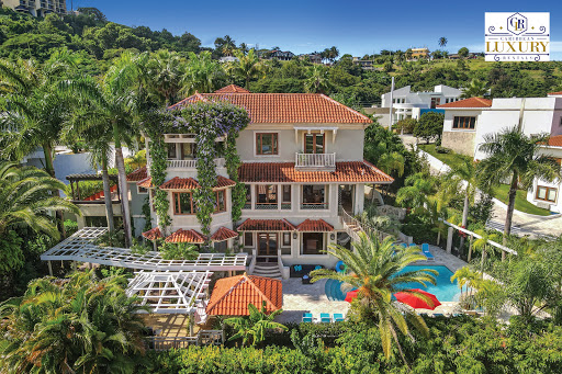 Luxury real estate agencies in San Juan