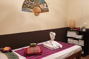 Dokkoon Massage & Spa Therapy. image