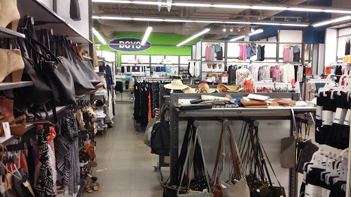 Clothing Store «Old Navy», reviews and photos, 400 S State Rd, Springfield, PA 19064, USA