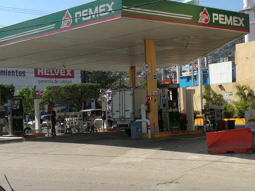 Gasolinera Acapulco de Juárez