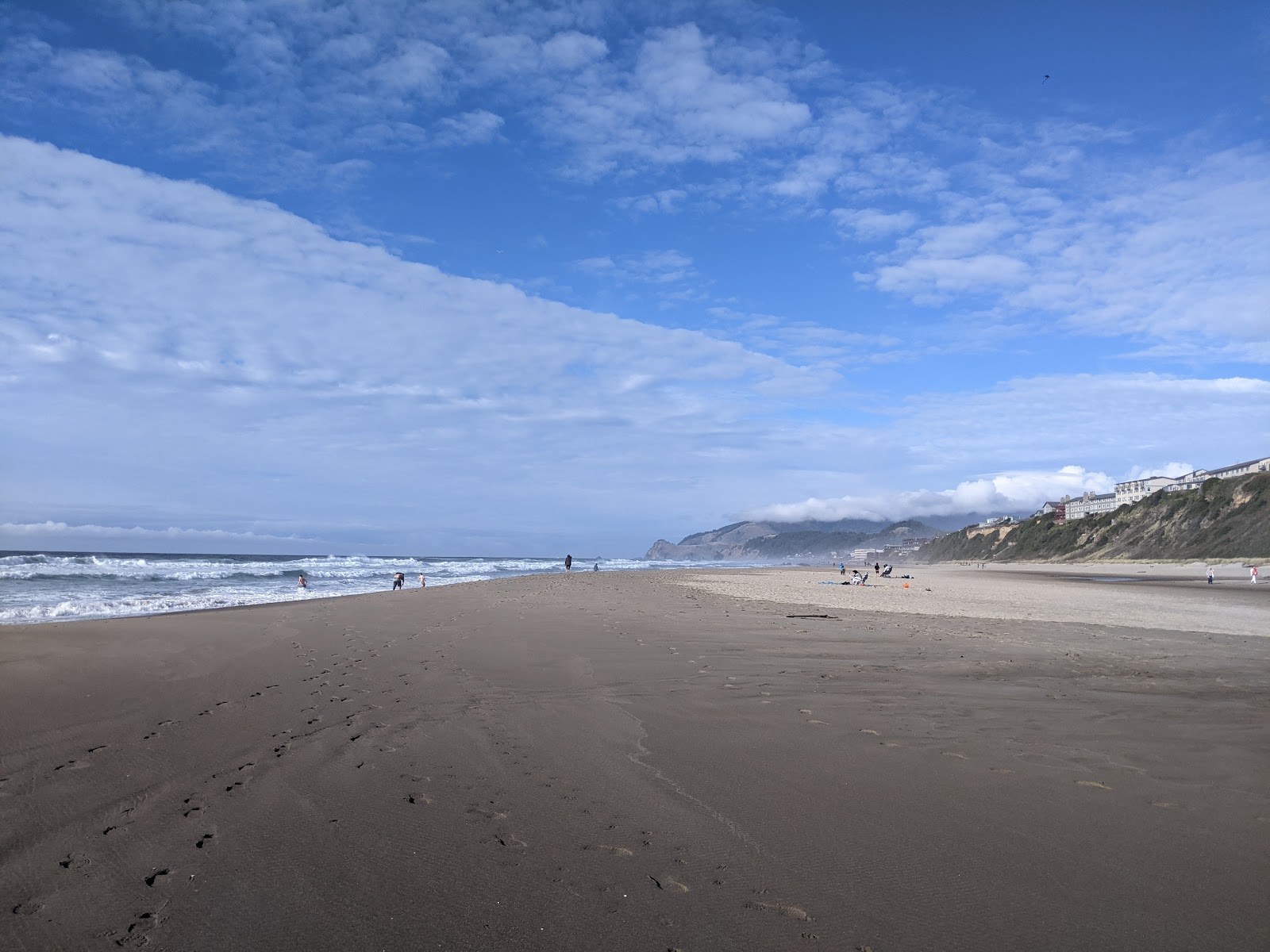 Lincoln City Beach'in fotoğrafı düz ve uzun ile birlikte