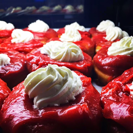 Donut Shop «Glazed & Confuzed Donuts», reviews and photos, 5301 Leetsdale Dr, Denver, CO 80246, USA