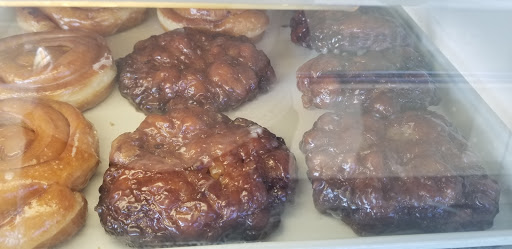 Donut Shop «Circus Donuts», reviews and photos, 1500 W Carson St, Torrance, CA 90501, USA