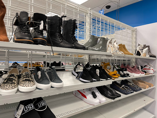 Clothing Store «Ross Dress for Less», reviews and photos, 2676 Homestead Rd, Santa Clara, CA 95051, USA