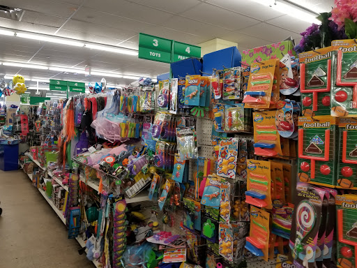 Dollar Store «Dollar Tree», reviews and photos, 21450 Jamaica Ave, Queens Village, NY 11428, USA