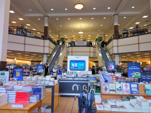 Book Store «Barnes & Noble», reviews and photos, 791 S Main St, Orange, CA 92868, USA