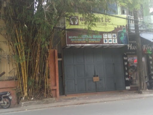 Nhà Phân Phối Ống Nhựa Hương Giang