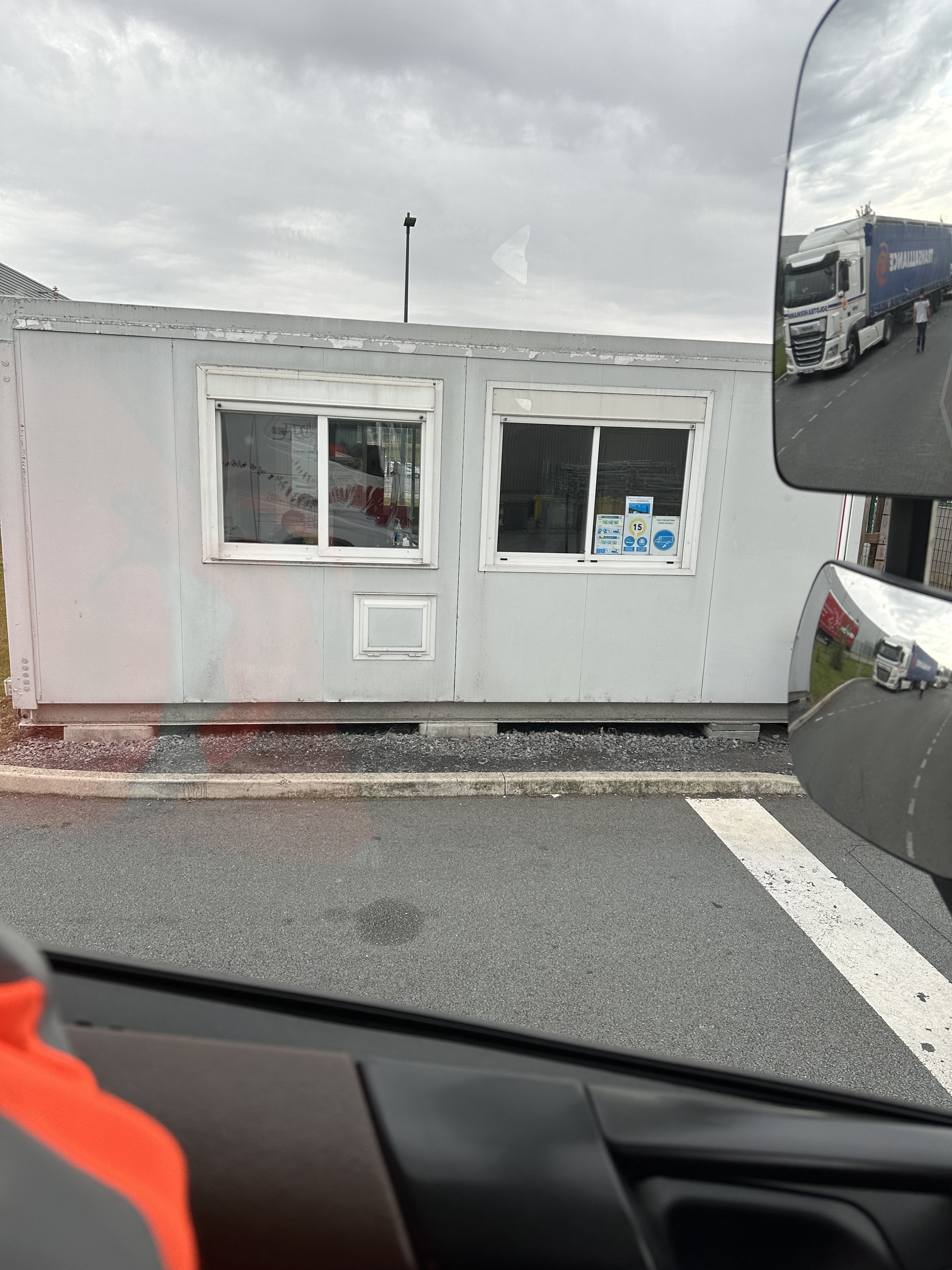 Photo n° 7 de l'avis de Robert.a fait le 10/10/2022 à 10:45