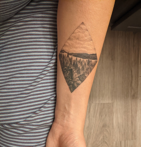 Tattoo Shop «Chroma Tattoo», reviews and photos, 33028 Northwestern Hwy, West Bloomfield Township, MI 48322, USA