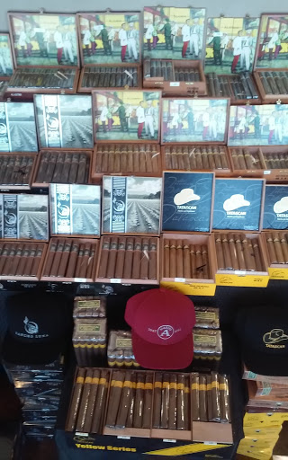 Cigar Shop «Tobacco Exchange (Moore)», reviews and photos, 824 SW 27th St b, Moore, OK 73160, USA