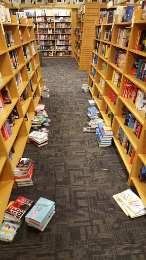 Book Store «Books-A-Million», reviews and photos, 100 Viewmont Dr, Scranton, PA 18508, USA