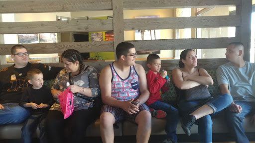 Shopping Mall «Beach Walk Shopping Center», reviews and photos, 437 Hwy 101, Solana Beach, CA 92075, USA