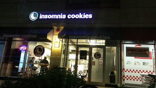 Insomnia Cookies, 6470 N Sheridan Rd, Chicago, IL 60626, USA, 