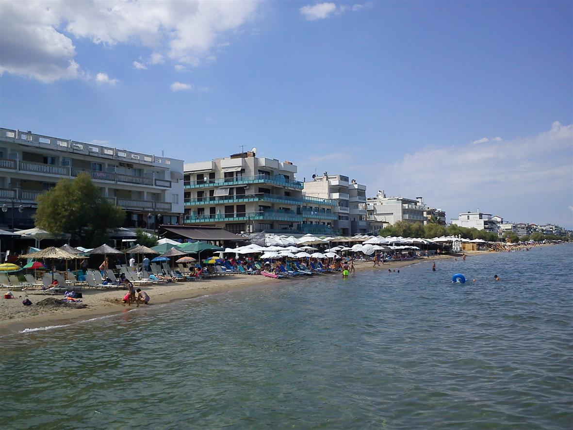 Foto van Mikra beach II voorzieningenruimte