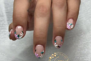 Luxy Nails Spa (10% OFF Any Services $30 & more) image