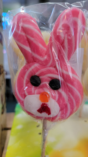 Coffee Shop «Downtown Video & You Maka Me HOT Coffee Roasting Company», reviews and photos, 101 NE 1st Ave, Mineral Wells, TX 76067, USA