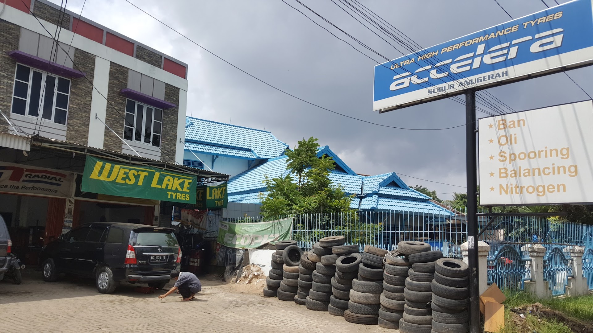 Toko Ban Subur Anugerah Palembang Photo