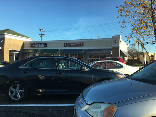 Shopping Mall «Carrollton Shopping Center», reviews and photos, 8474 Annapolis Rd, New Carrollton, MD 20784, USA