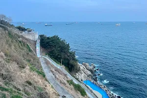 Jeoryeong Coastal Walk image