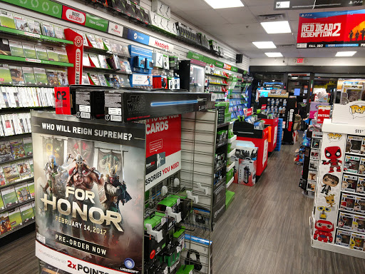 Video Game Store «GameStop», reviews and photos, 1305 Veterans Pkwy STE 800, Clarksville, IN 47129, USA