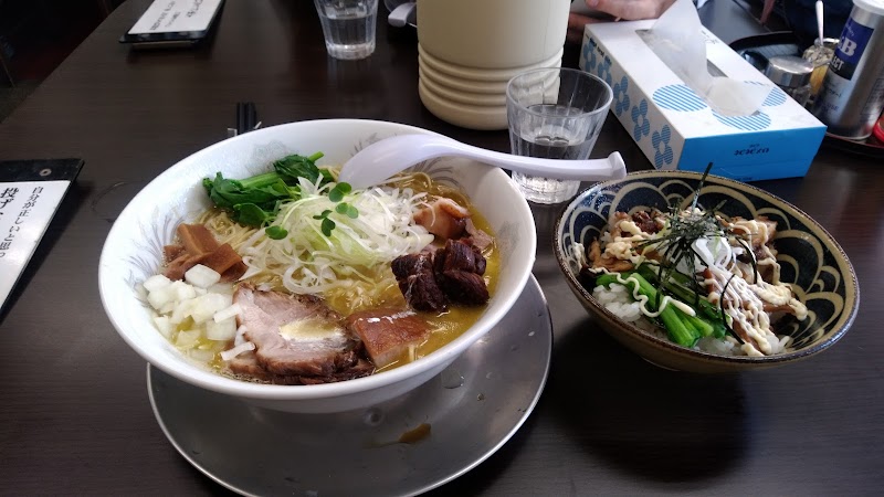 ラーメン専門店 E.Y竹末